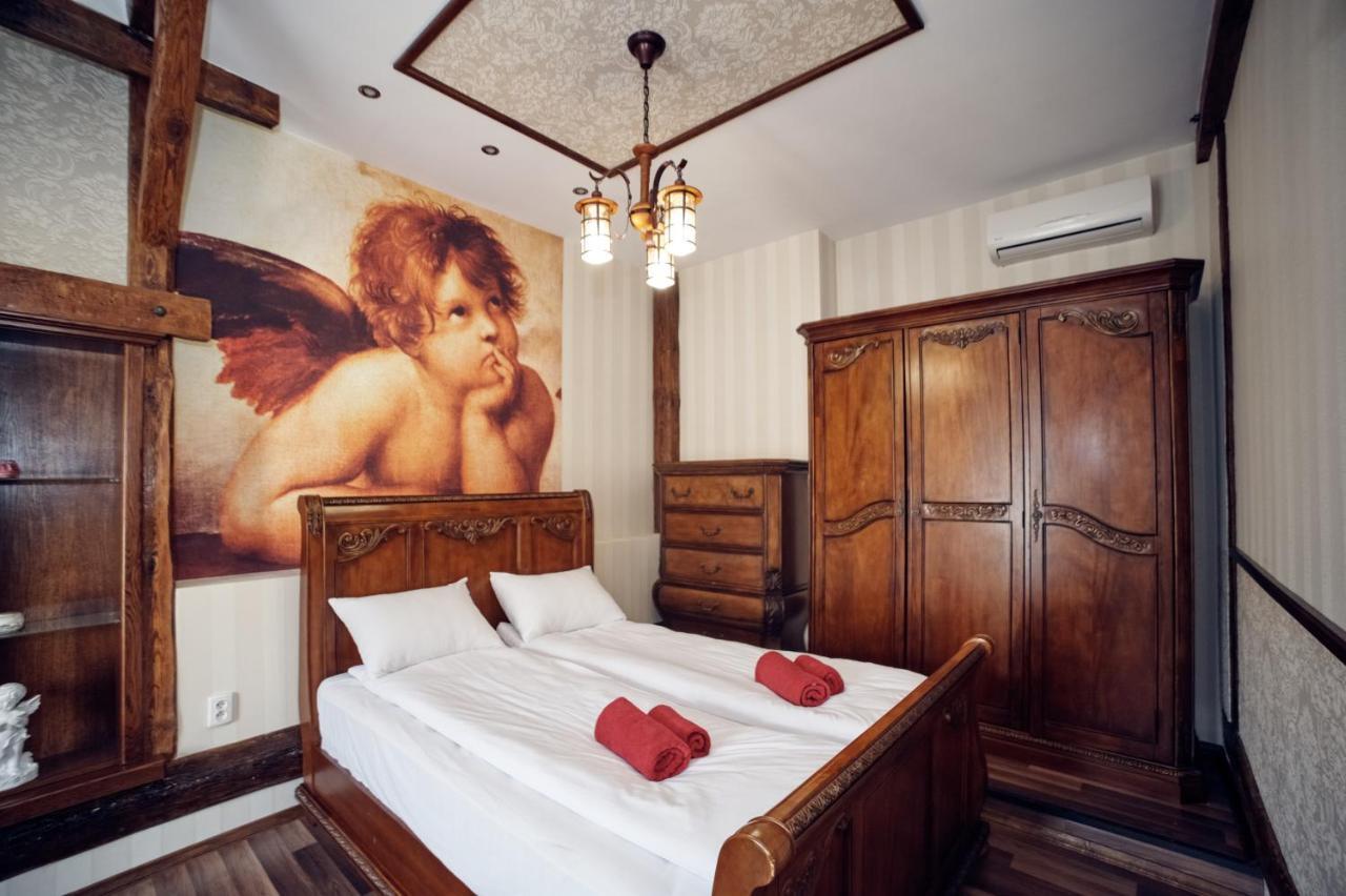 The Spirit Of Lviv In The Apartments Exterior photo