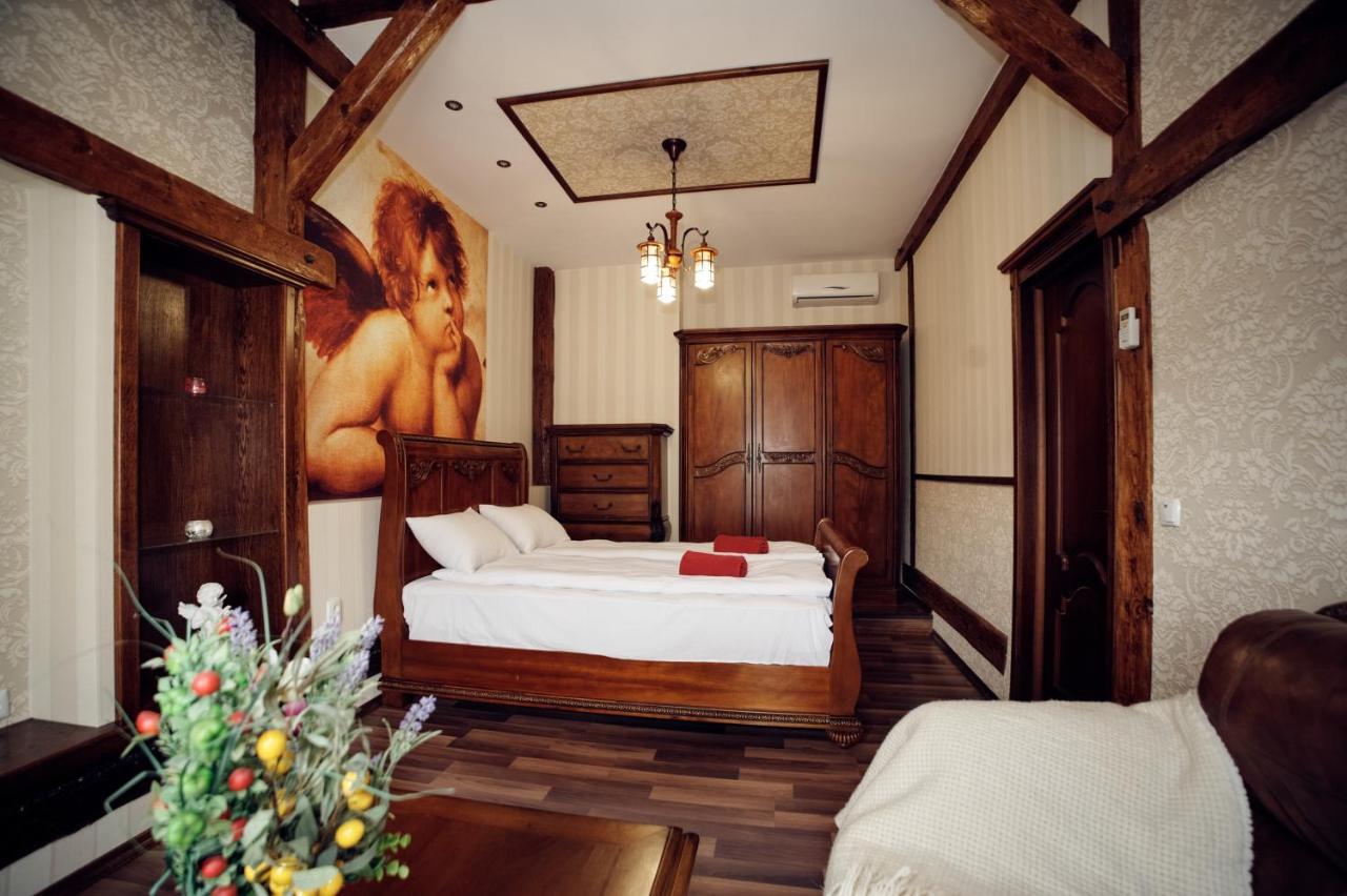 The Spirit Of Lviv In The Apartments Exterior photo